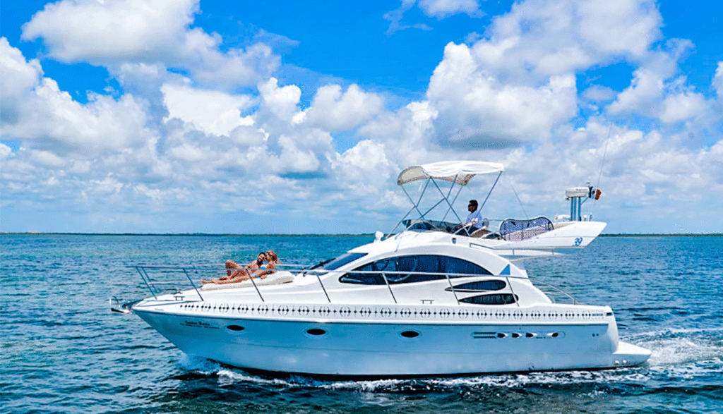 Private Yacht Tour