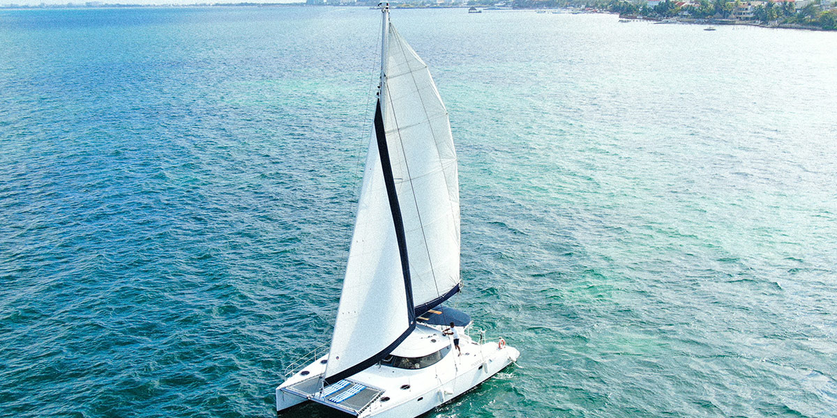 Isla Mujeres Private Catamaran pics