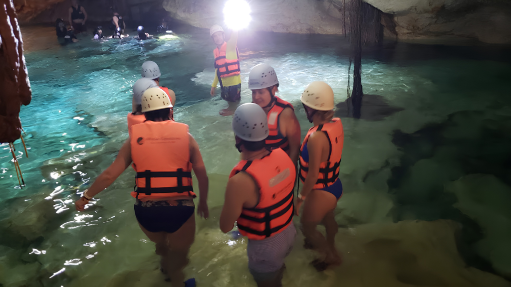 10 sea snorkeling & cave expedition